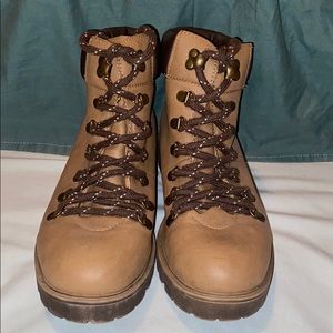 tan w/brown timberlands